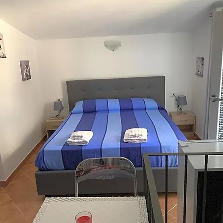 Acomodação com café da manhã  Buicoville 4*